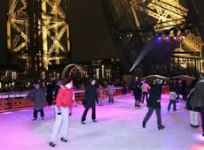 eiffel_skating.jpg